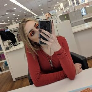 Meet your Posher, Kaitlyn